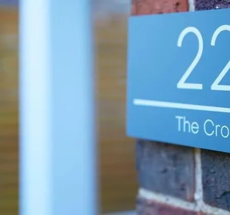 Dom wakacyjny Croft - Quiet Residential Area Only 5 Min Walk From The