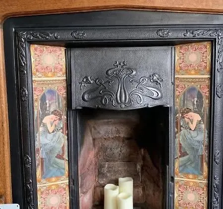 Croft - Quiet Residential Area Only 5 Min Walk From The * ファイリー